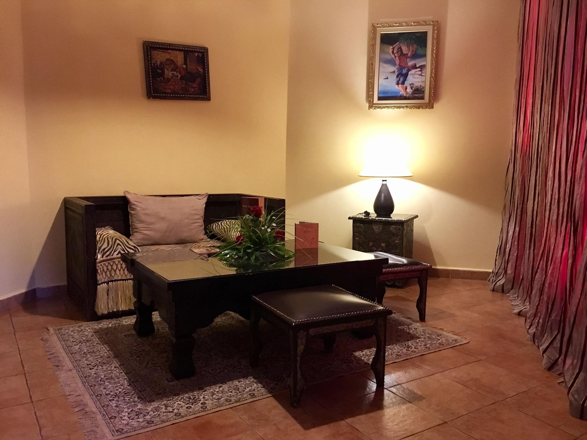 Hotel Tafoukt Marrakesh Ngoại thất bức ảnh