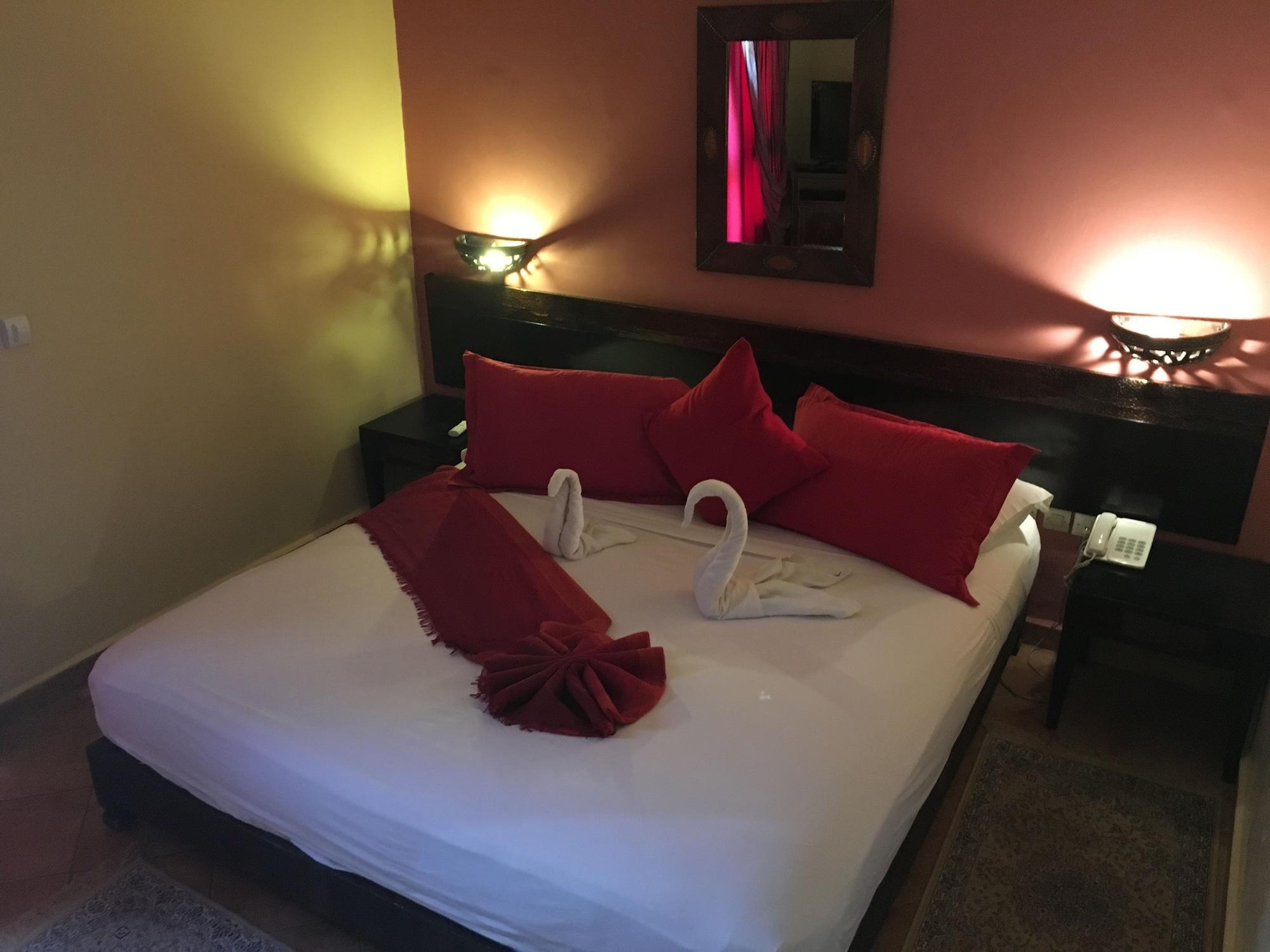 Hotel Tafoukt Marrakesh Ngoại thất bức ảnh