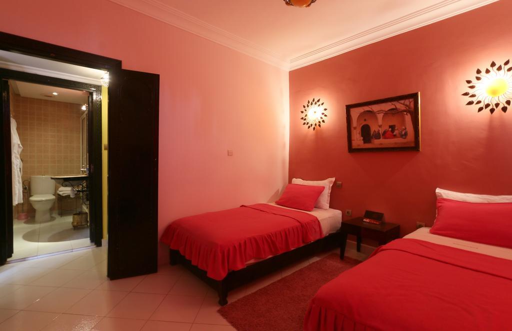 Hotel Tafoukt Marrakesh Ngoại thất bức ảnh