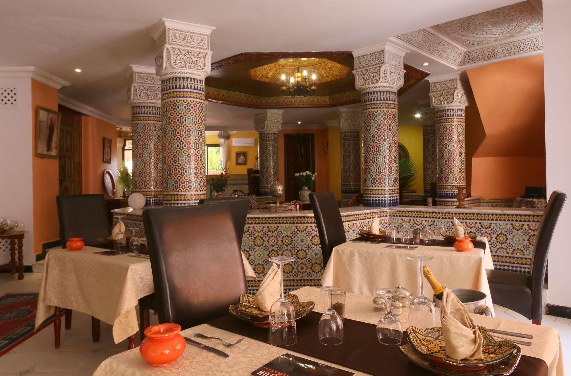 Hotel Tafoukt Marrakesh Ngoại thất bức ảnh